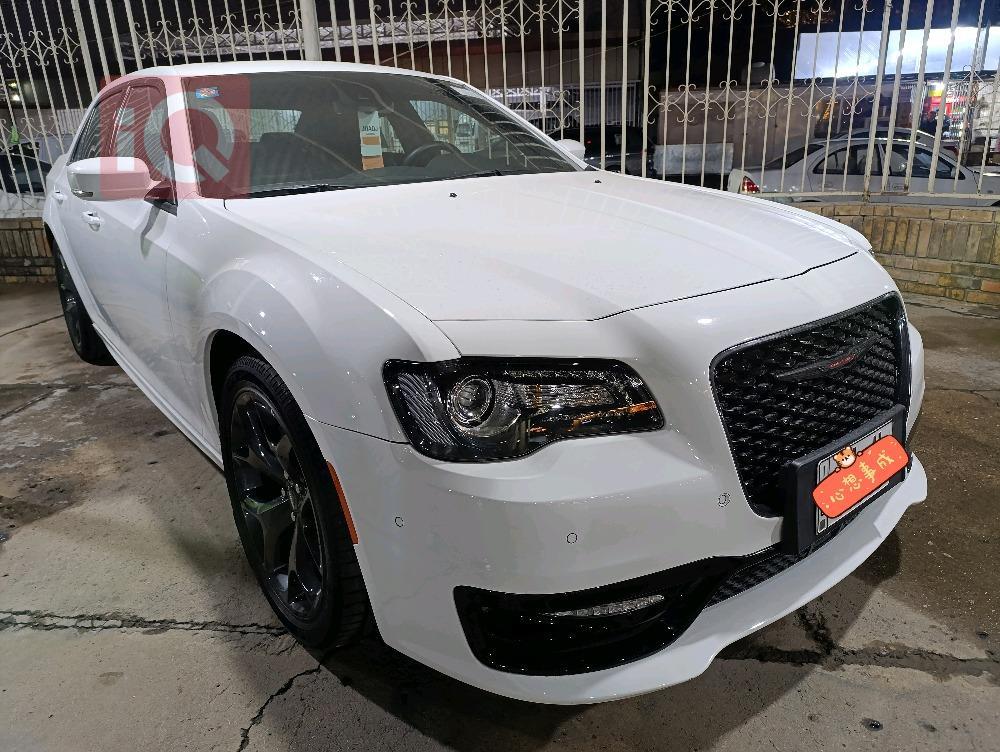 كرايسلر 300